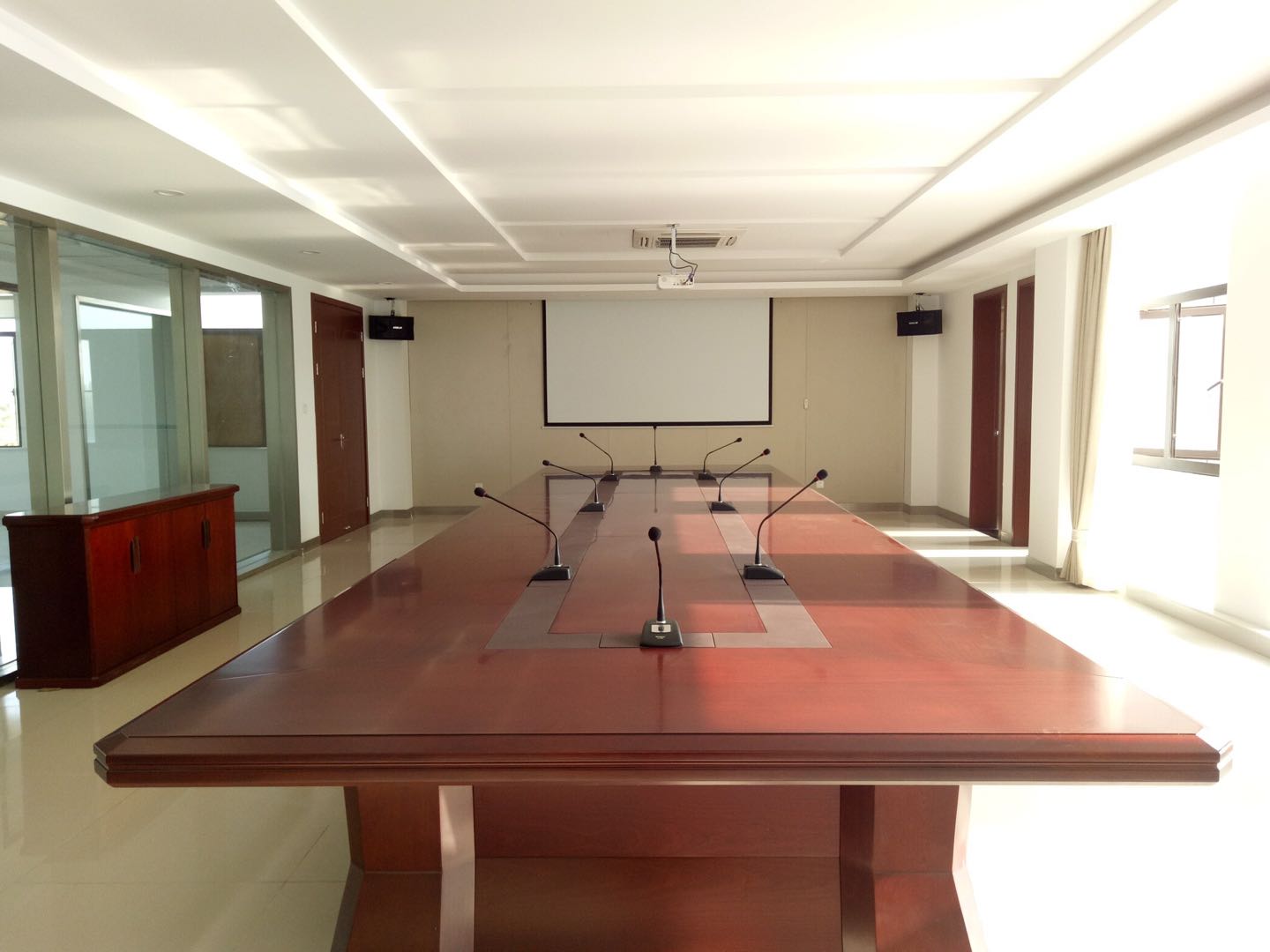 江苏昆腾机房、监控、会议室项目